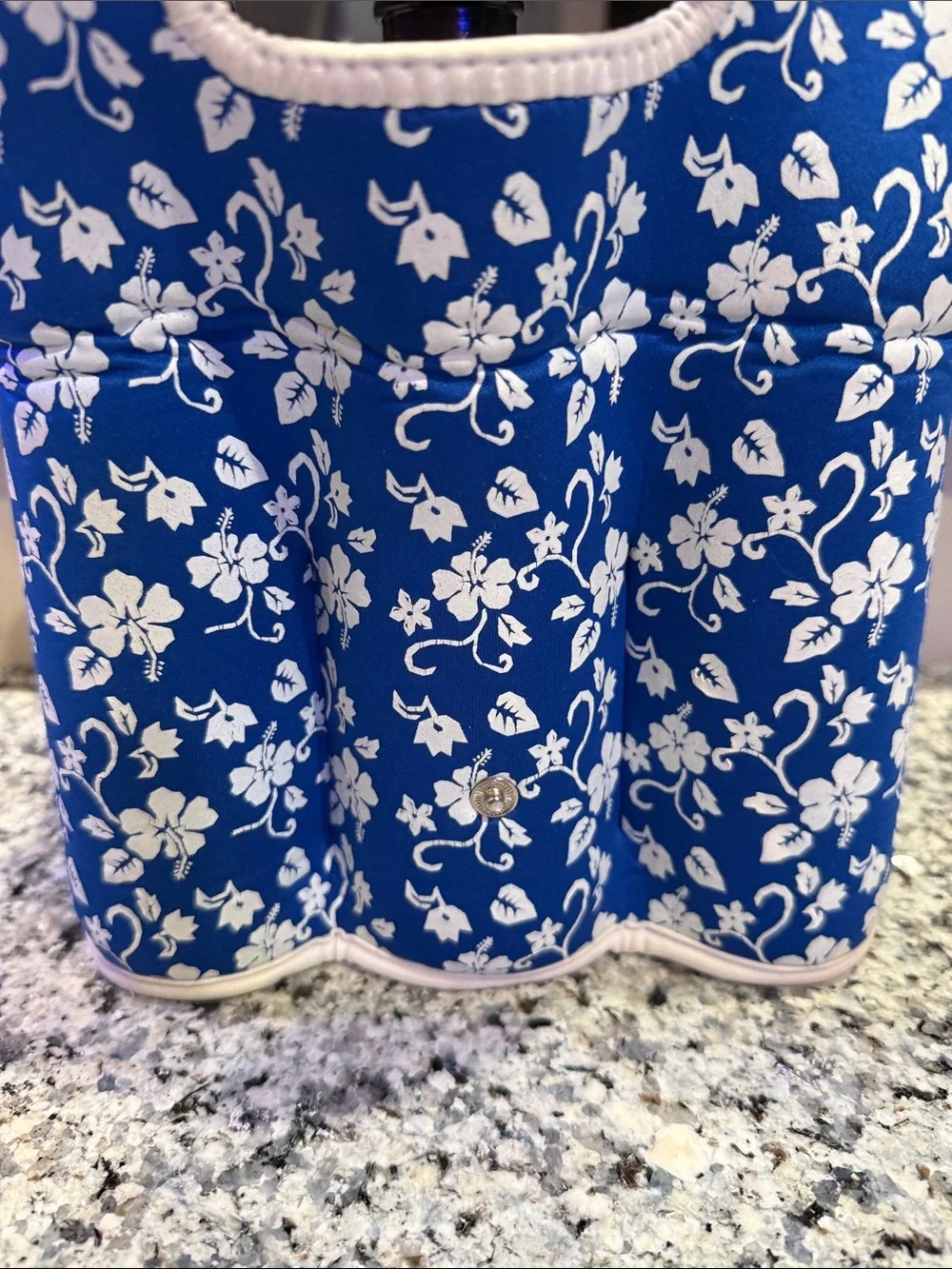 Blue and White Floral Neoprene 6 Pack Bottle/Skinny Can Tote